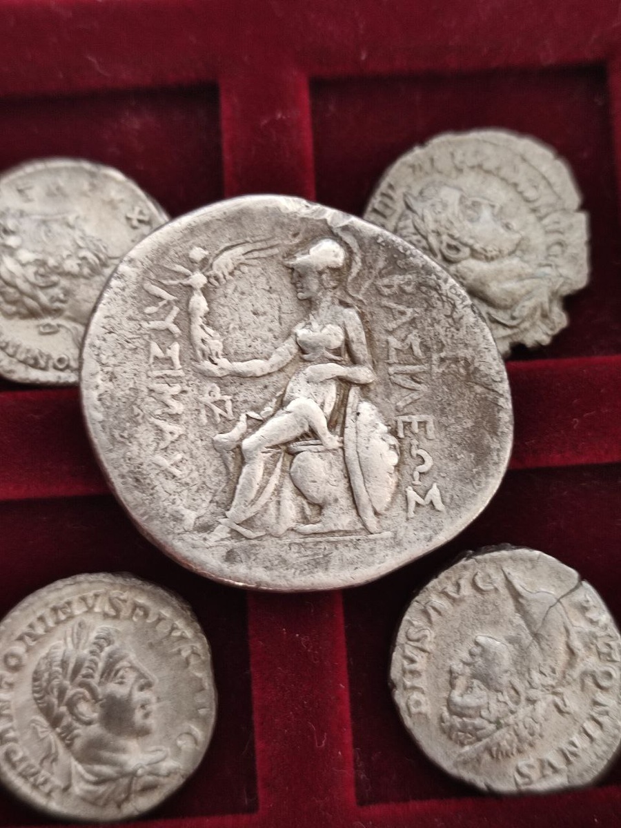 Подлинная монета Лисимаха из коллекции автора