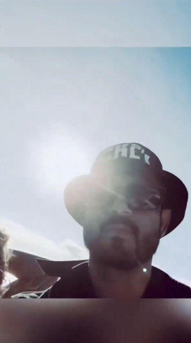    Источник: Социальные сети | Бритни Спирс на яхте с новым возлюбленным?