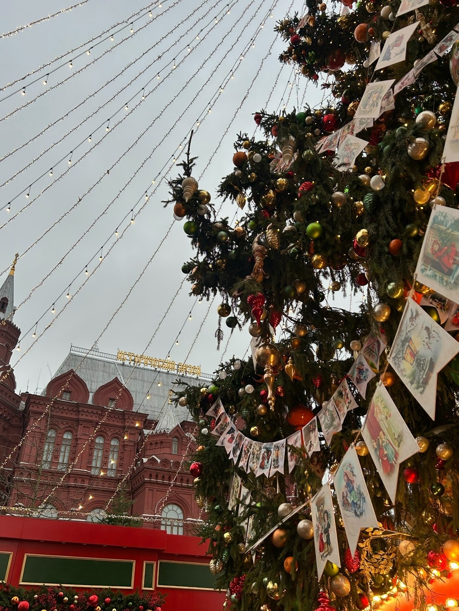 и московские улицы превращаются в сказку!