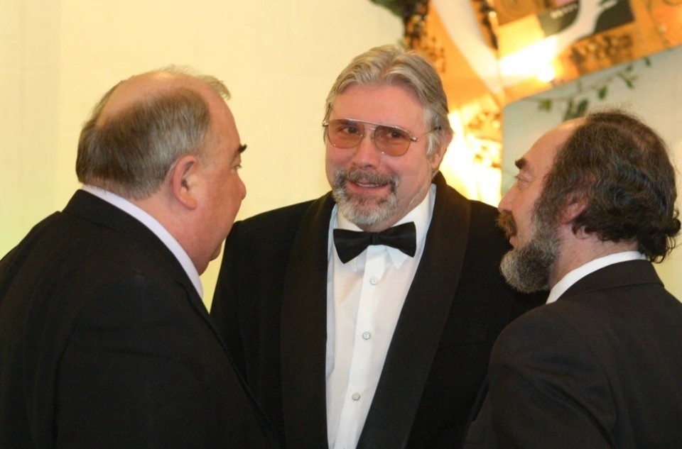    . Антон ТУШИН