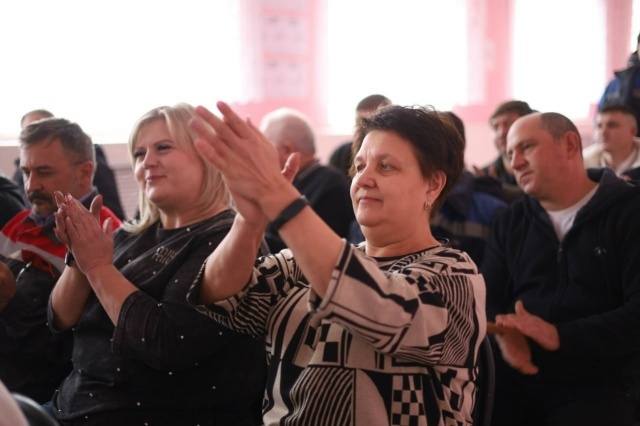 Листайте вправо, чтобы увидеть больше изображений