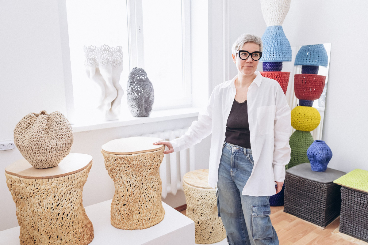 Плетенное кружево словно застыло в скульптуре