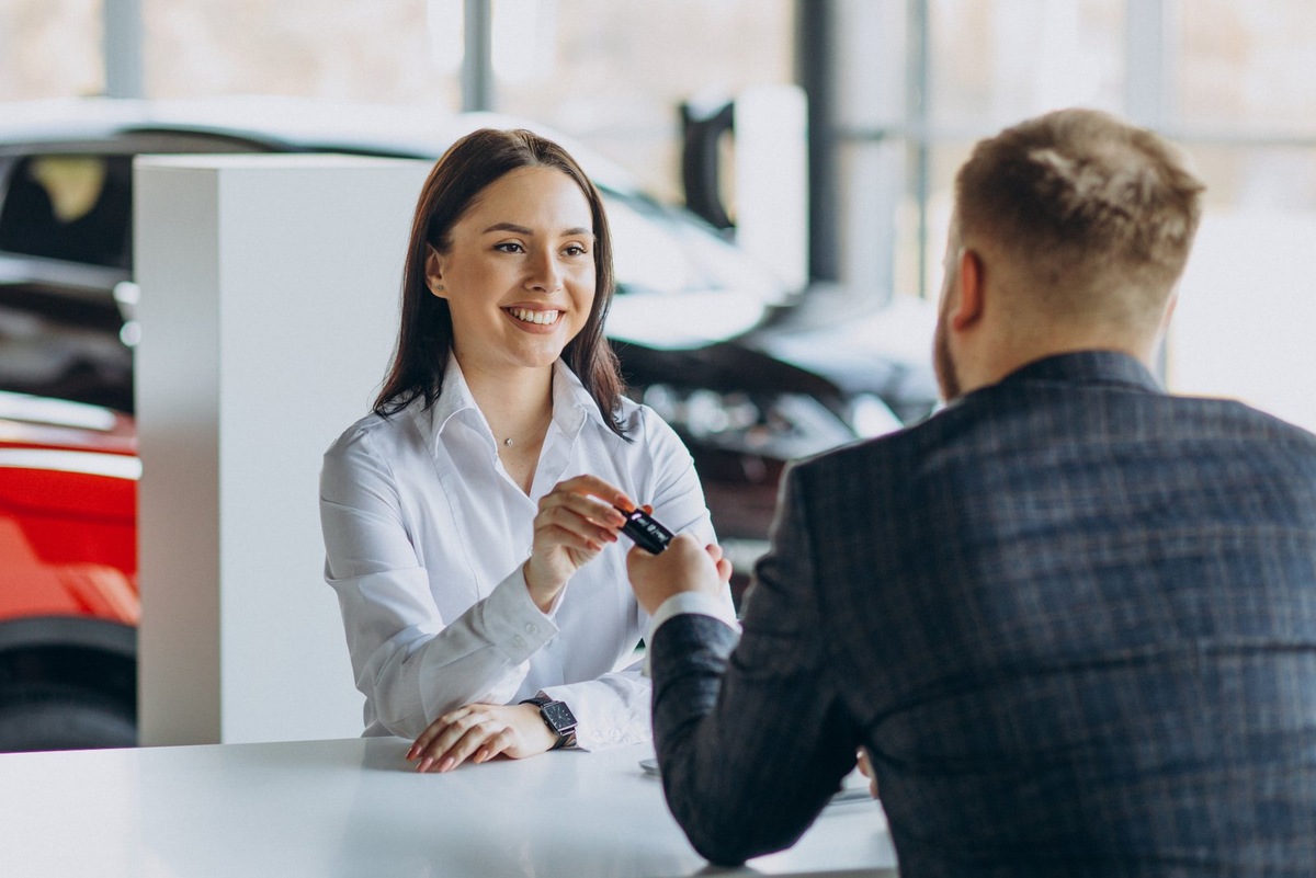    Покупка автомобиля в лизинг имеет несколько значимых преимуществ