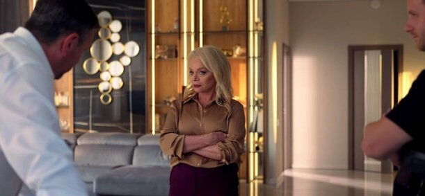 Решение суда есть, но съезда нет: почему Лариса Долина не освобождает квартиру Лурье