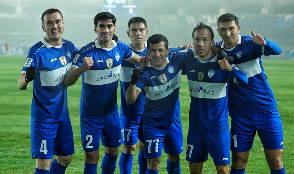 Футболисты "Аркадага". Фото с сайта the-afc