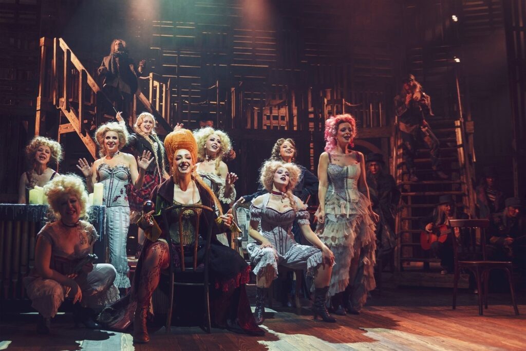    Фото предоставлены пресс-службой театра. Фотограф Юлия Губина Источник фото: Театр To Go