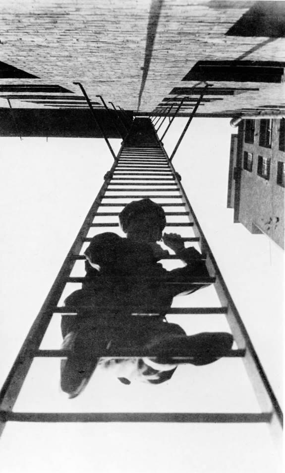 Александр Родченко
Пожарная лестница, 1925
