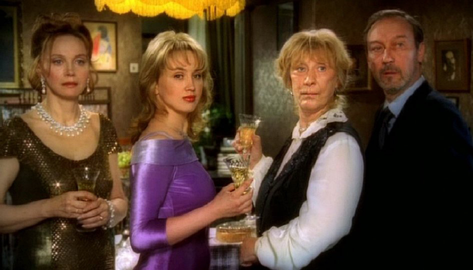 Кадр из фильма "Приходи на меня посмотреть" (источник: https://ru.kinorium.com/211265/gallery/?photo=38466648) 