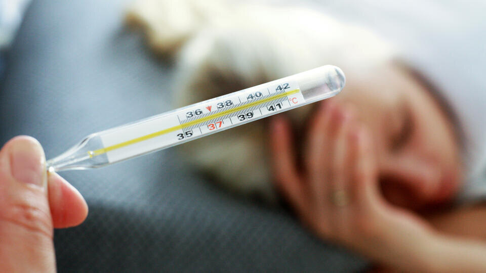     Россиянам хотят ограничить число больничных ИЗВЕСТИЯ/Юлия Майорова