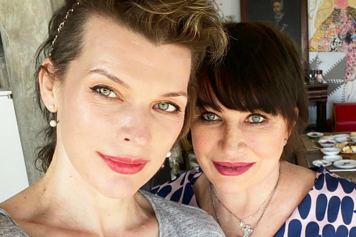 Мила со своей русской мамой 