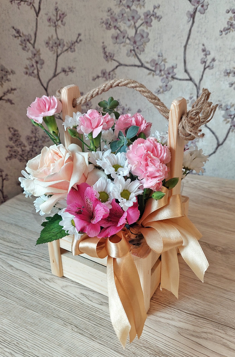 Весну в ленту заказывали? Она есть у Юли!