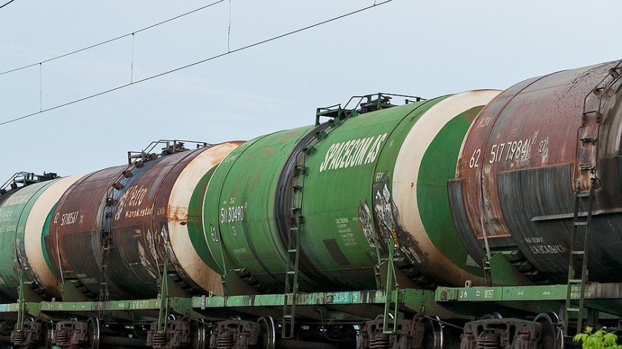    Транспортировка нефтепродуктов. Фото: stanradar.com