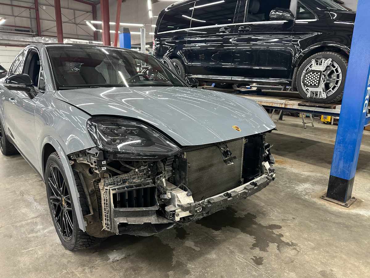 Рекомендуем не пренебрегать чисткой радиатора. Большое количество загрязнений в нем может стать причиной холодного салона зимой. 