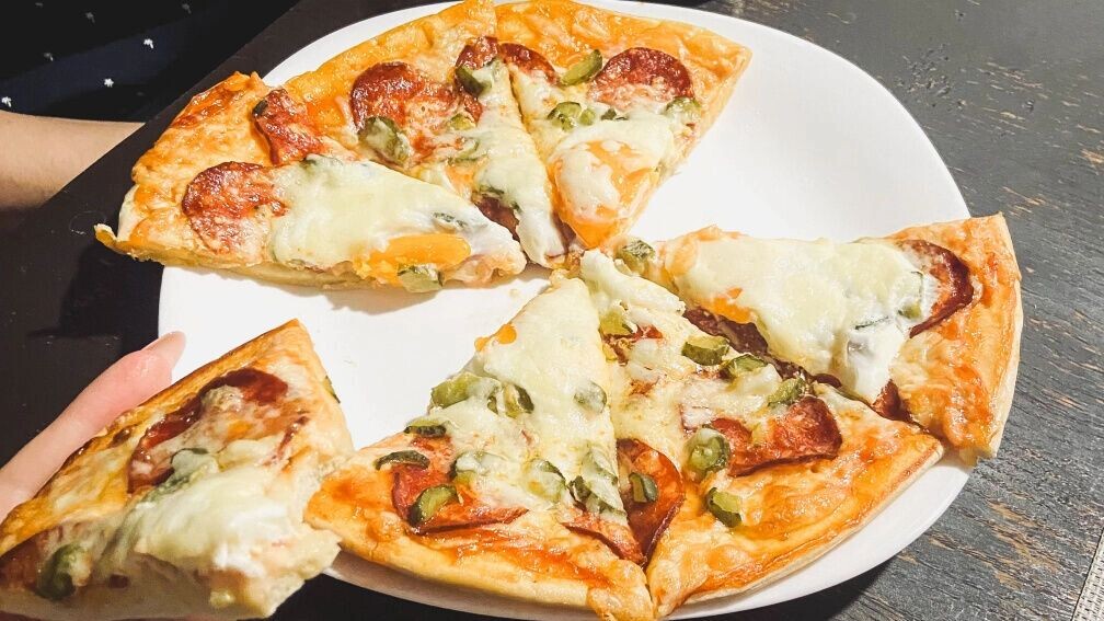    Ресторанов в Омске стало меньше   1MI