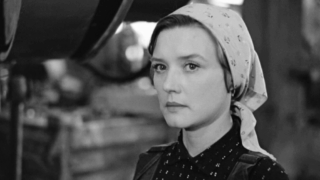    кадр из фильма Юлия Виноградова