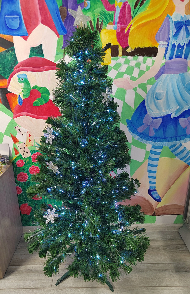 Ель искусственная