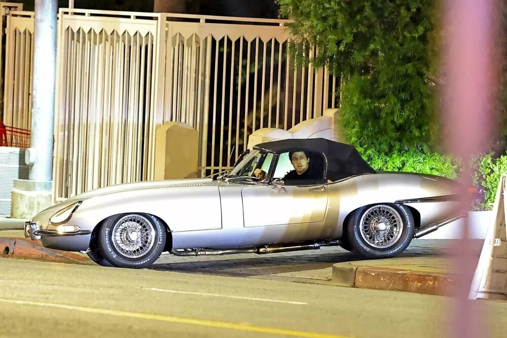 Муж Марго Робби📷
