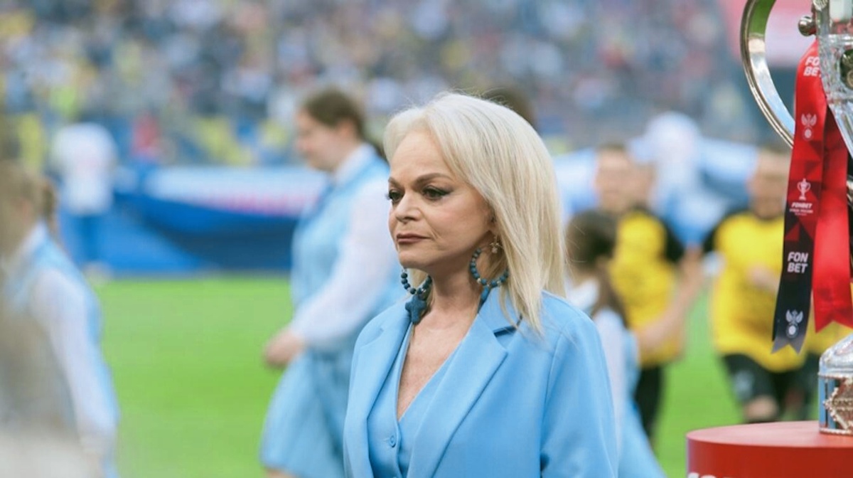 Из открытых источников в интернете. Лариса Долина. 