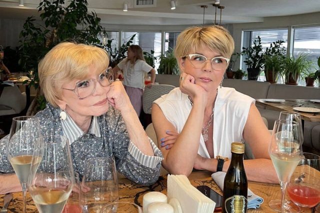    Вера Алентова и Юлия Меньшова. Фото: социальные сети