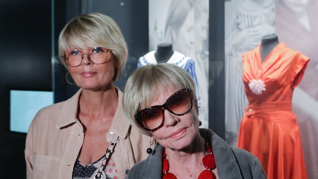 Меньшова дала первый комментарий после смерти Алентовой: «Мамы больше нет»