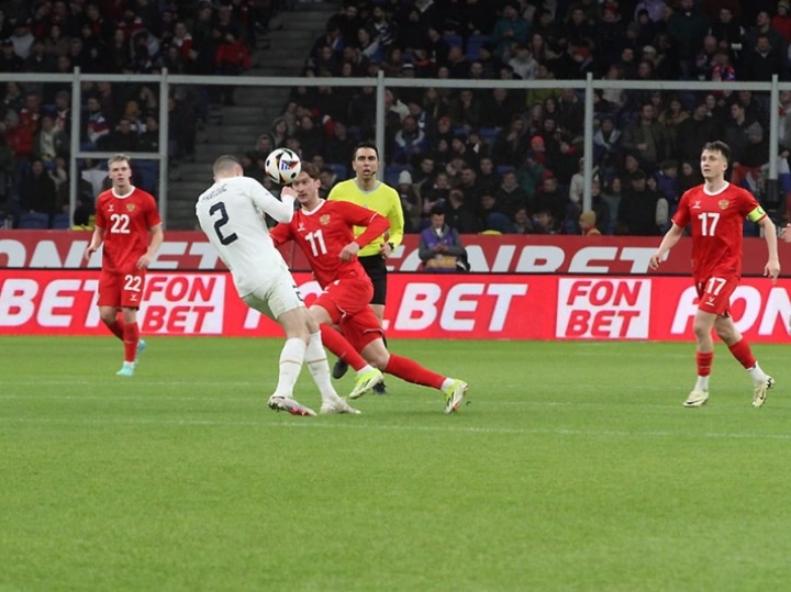 Да, ни эмоции игроков, ни падения подделать и сыграть нельзя...