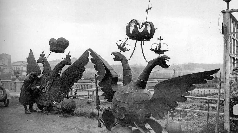 ФОТО: Кадр программы "Момент в истории", РЕН ТВ