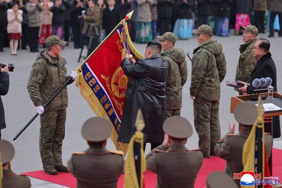    Фото: Центральное телеграфное агентство Кореи (ЦТАК), источник: kurskcity.ru