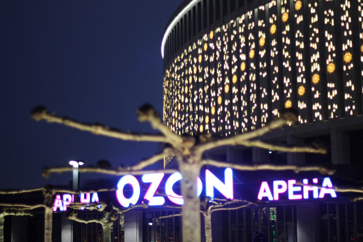 Стадион "Краснодар" ("Озон Арена") в новогоднем убранстве / Фото: Алексей Двоеглазов