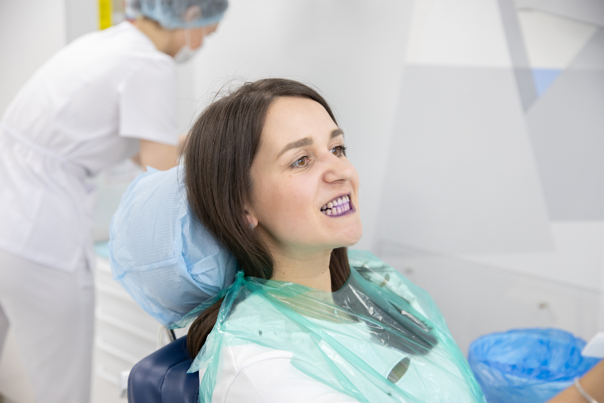 Индикация налёта — важная часть процедуры профессиональной гигиены.