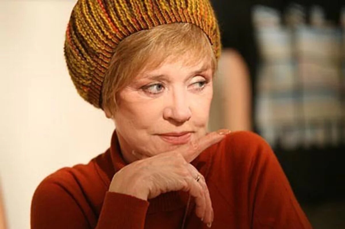    Вера Алентова.