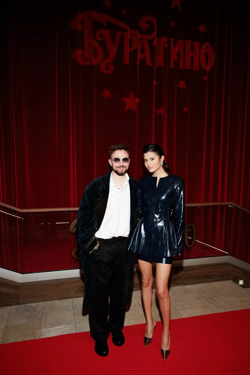 Александр и Виктория Петровы📷
