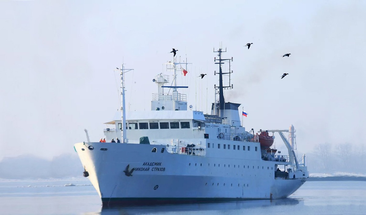    НИС «Академик Николай Страхов»