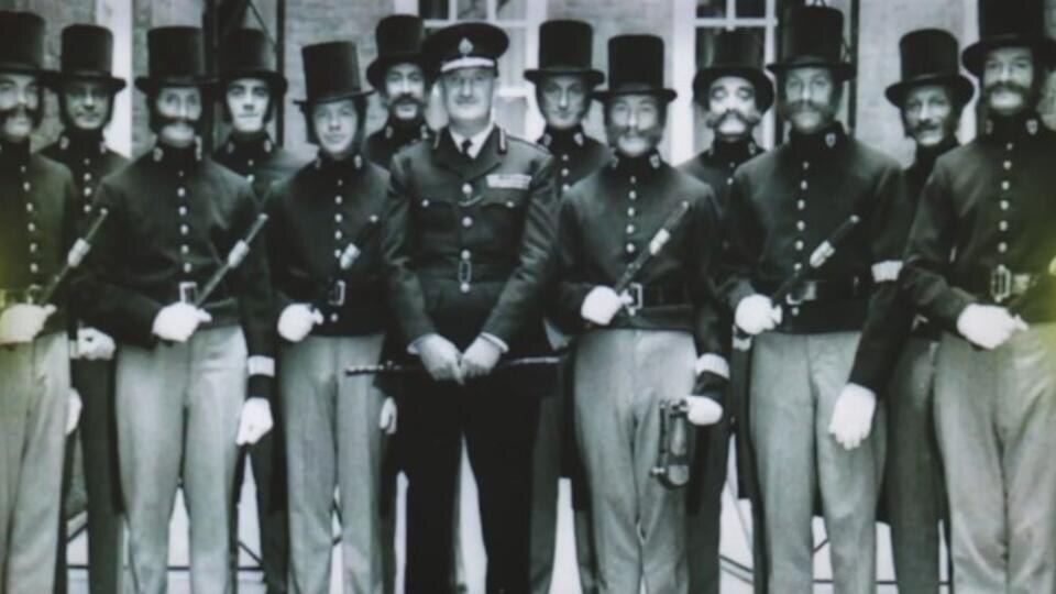 ФОТО: Кадр из программы "Загадки человечества", РЕН ТВ