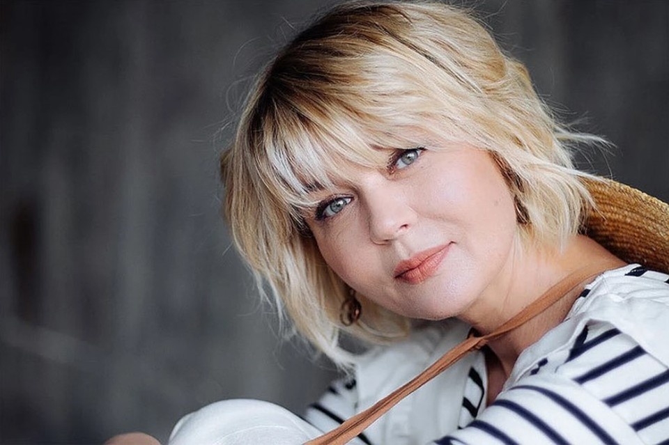    Юлия Меньшова опубликовала трогательный пост в день смерти мамы Веры Алентовой Личная страница героя публикации в соцсети