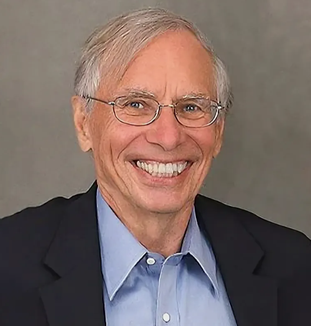 А также психолог-профессор, друг особых родителей и просто хороший человек