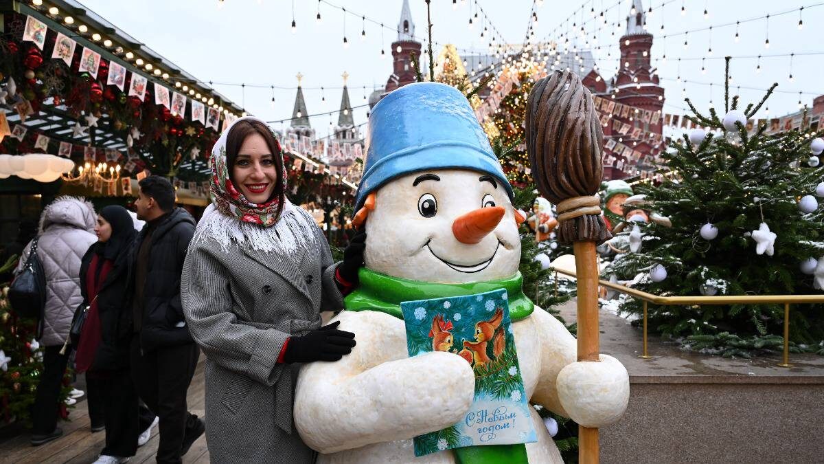    Москвичка Екатерина Дмитриева на фестивале «Путешествие в Рождество». / Фото: Анатолий Цымбалюк / Вечерняя Москва