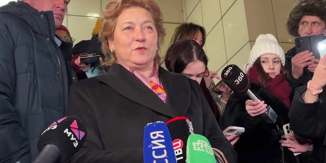 Когда Долина покинет проданную квартиру. Вопросы журналистов и ответы адвокатов после заседания суда