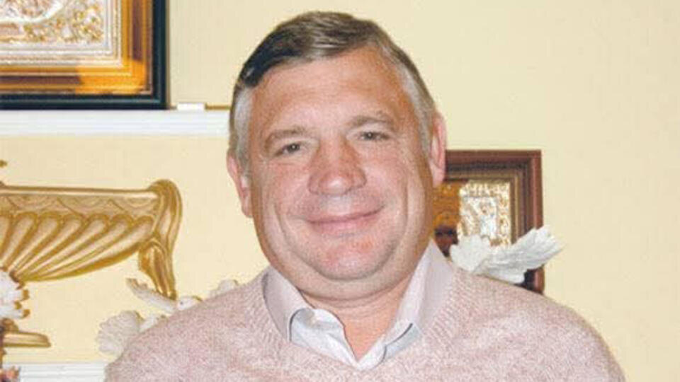     На прощание с утонувшим бизнесменом Авериным пришли Карелин и Лепс "112"