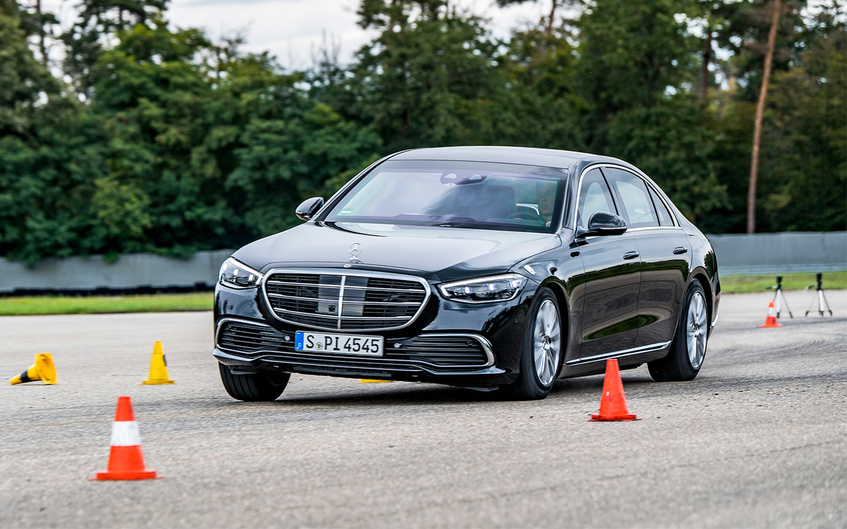 Mercedes-Benz📷Mercedes-Benz S-Класс Guard