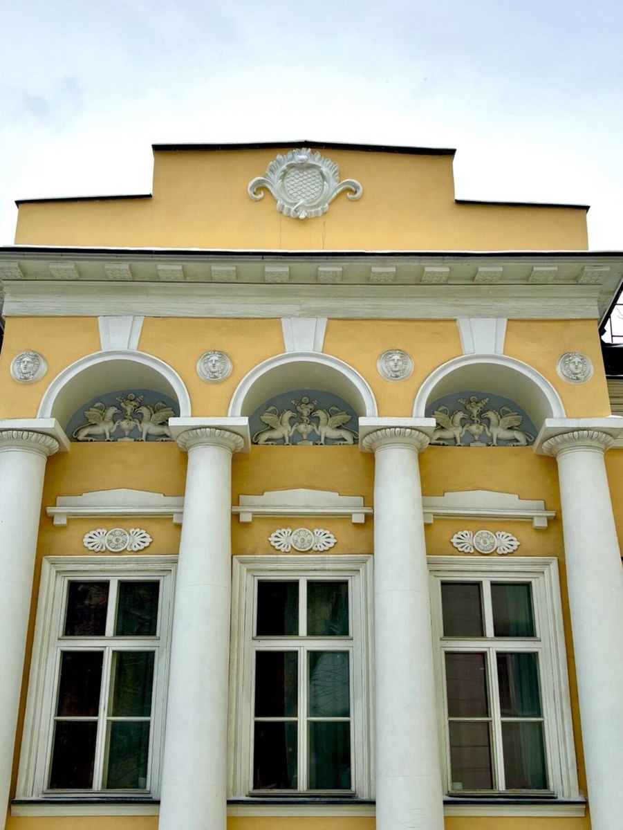 Дом декабриста Владимира Ивановича Штейнгейля. Москва, Гагаринский пер., 15/7