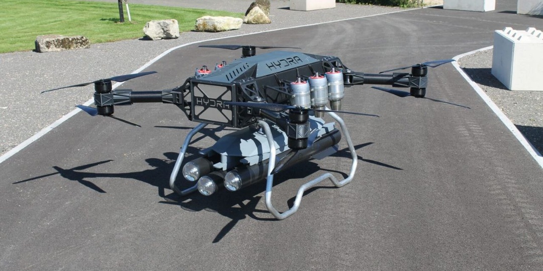 Британский тяжёлый дрон с ракетным вооружением.