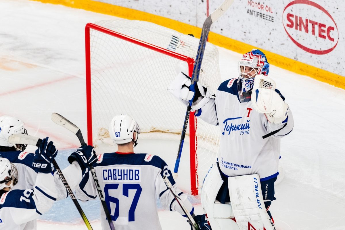    В четырёхматчевой выездной серии горьковчане по разу выиграли по буллитам и в овертайме