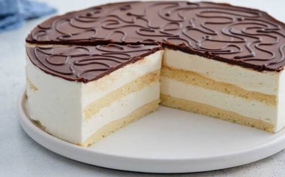 «Птичье молоко»: советский десерт, который покорил мир. Готовим легенду дома