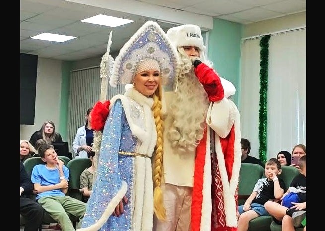 Дед Мороз и Снегуросчка, Екатерина Мизулина и Ярослав Дронов