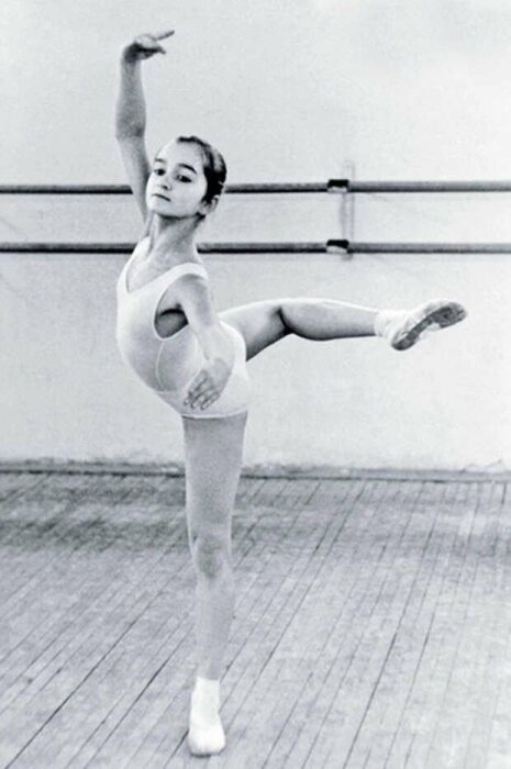 Анна Якунина в детстве Фото: www.primles.ru