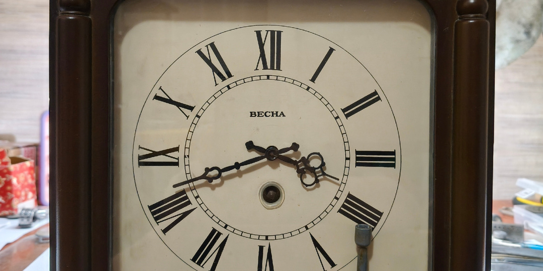 Весна настенные - ремонт.