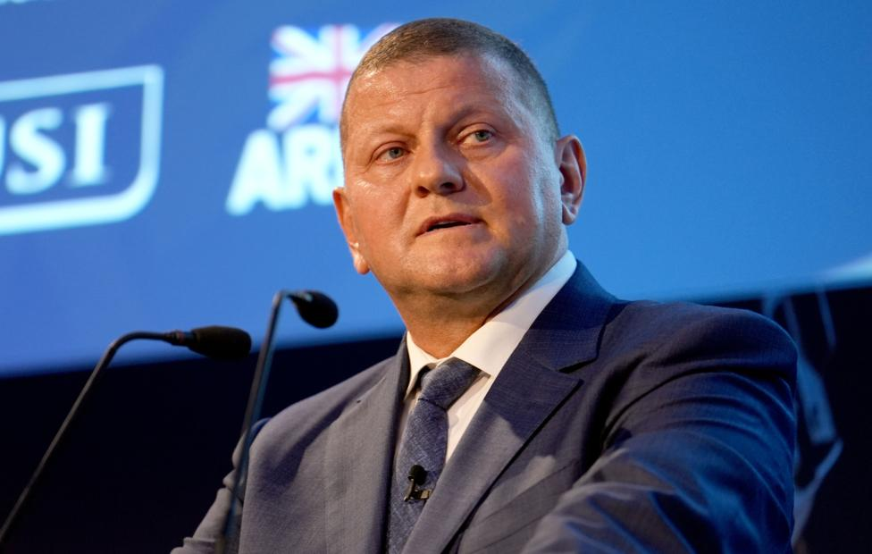 Посол Украины в Великобритании, бывший главком ВСУ фото из своб. истчников.