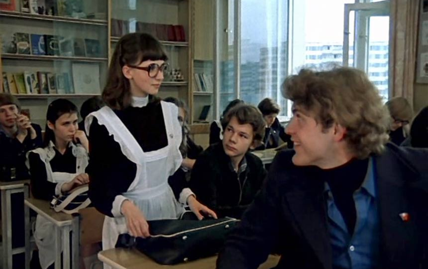 Кто играл одноклассников в фильме «Вам и не снилось» и чем они запомнились зрителям?