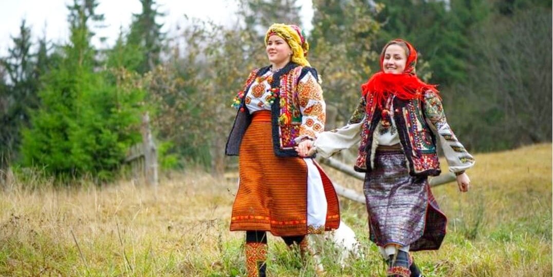 Почта Украины. Открытки с Карпатами и Закарпатьем, или кто с мечом к нам придёт - от вурдалака и погибнет