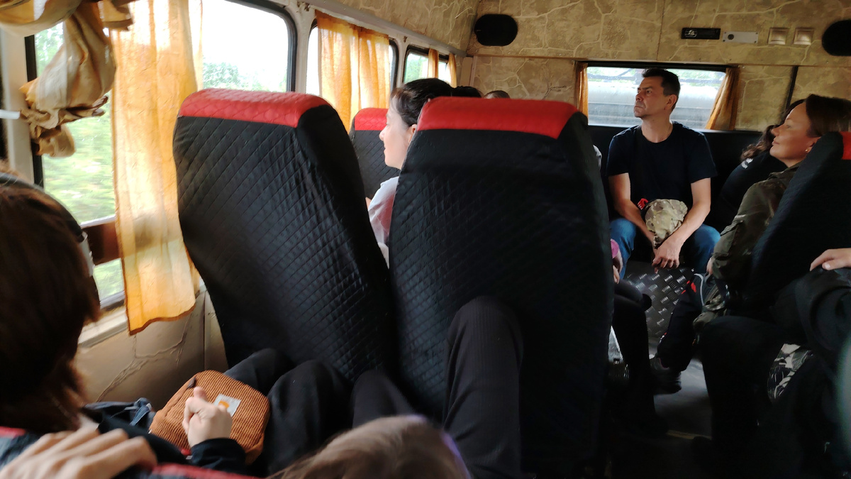 На вахтовке с базы "Желанная", Коми